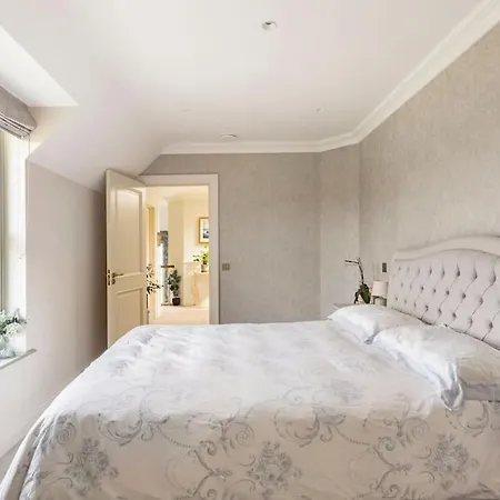 Fivestar Luxurious - Quay Villa