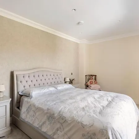 Fivestar Luxurious - Quay Villa