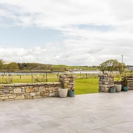 Fivestar Luxurious - Quay Villa Westport