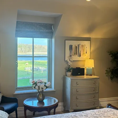 Fivestar Luxurious - Quay Westport