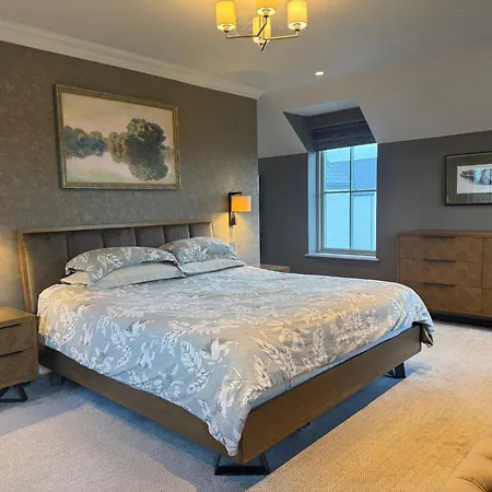 Fivestar Luxurious - Quay Villa